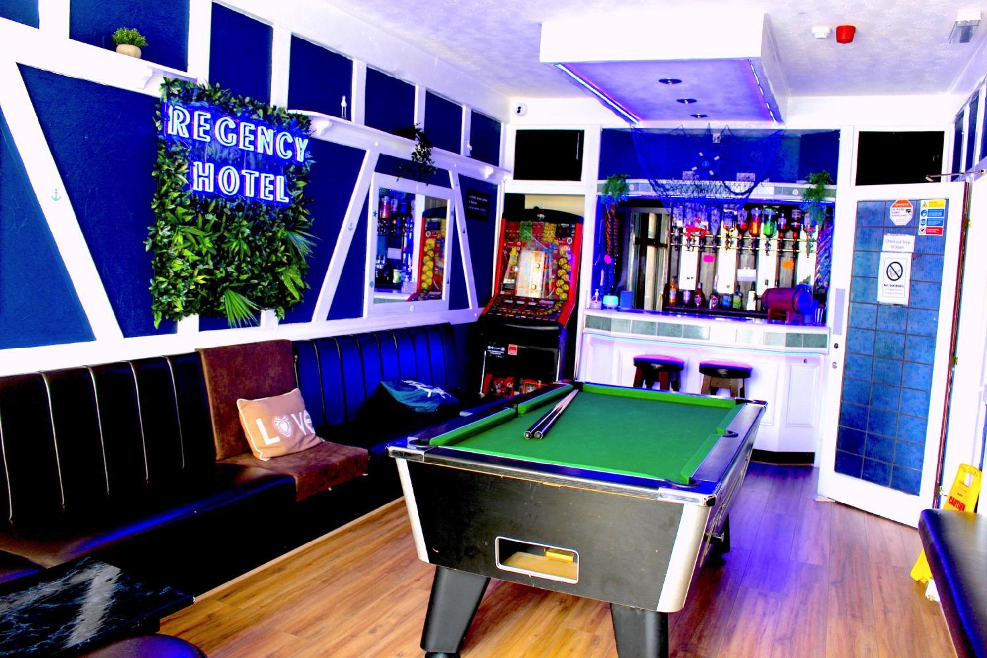 The Regency Hotel 블랙풀 외부 사진